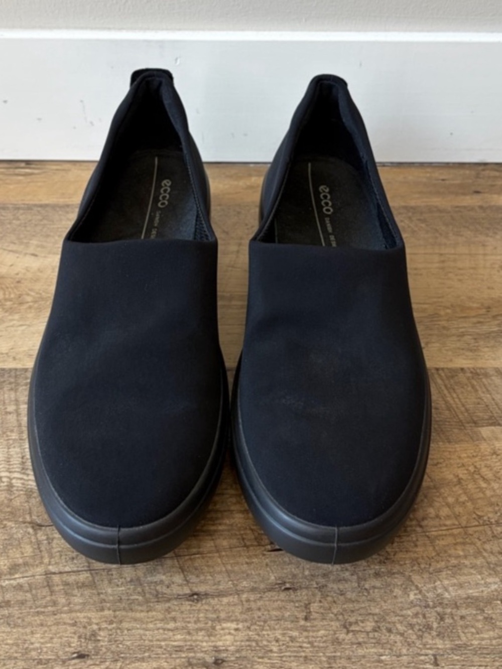 Ecco Black Slip-On Casual Shoe stretch